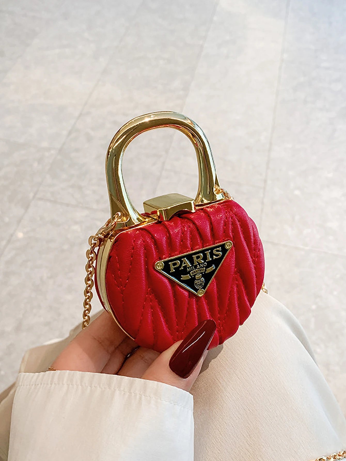 Mini and compact chain mouth red envelope fashionable small fragrance style hand-held shoulder bag