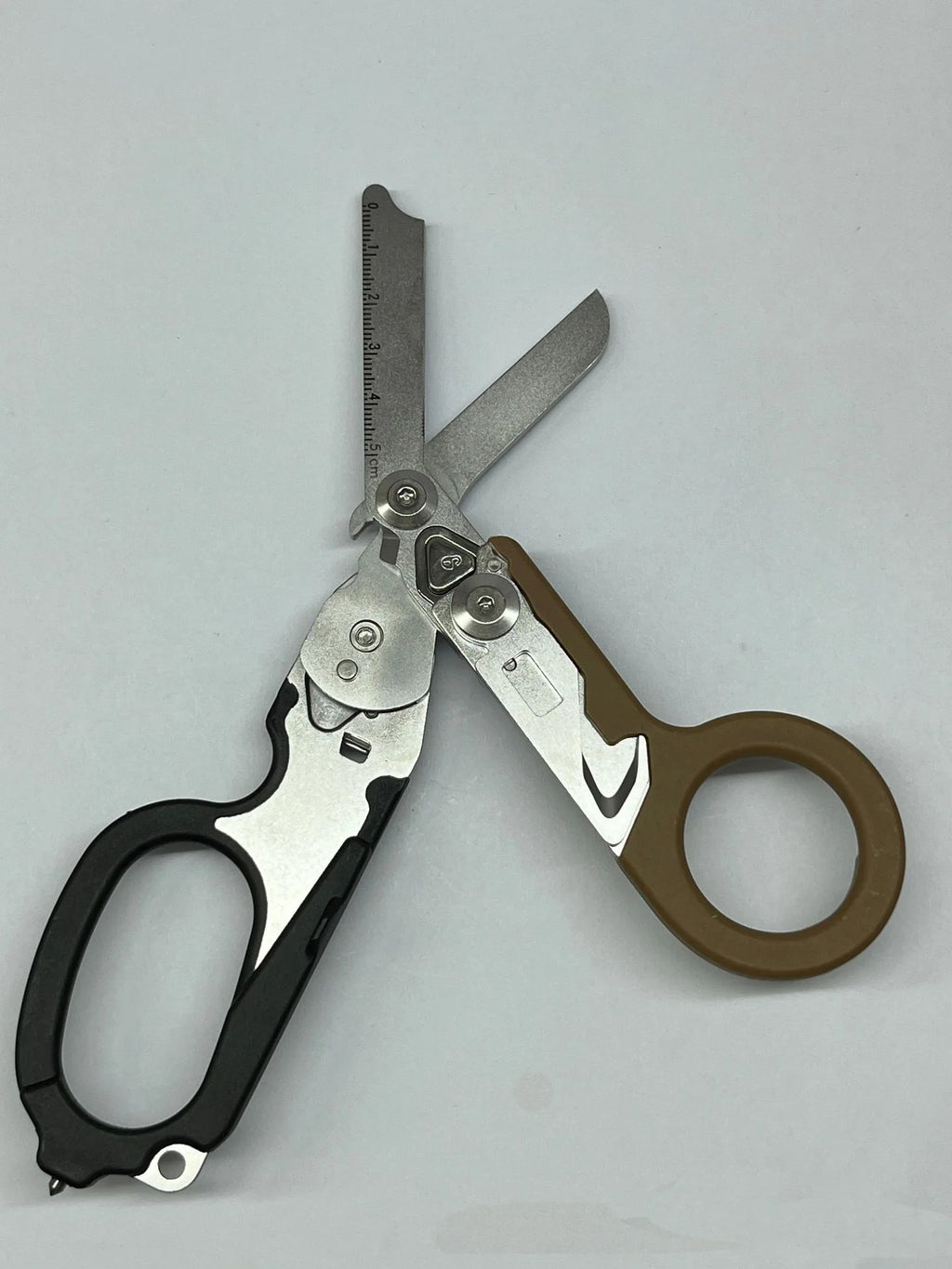 6-in-1 Tactical Emergency Shears Foldable First Aid Scissor Outdoor Survival EDC Rescue Tools Leatherman Raptors For Hiking Camp