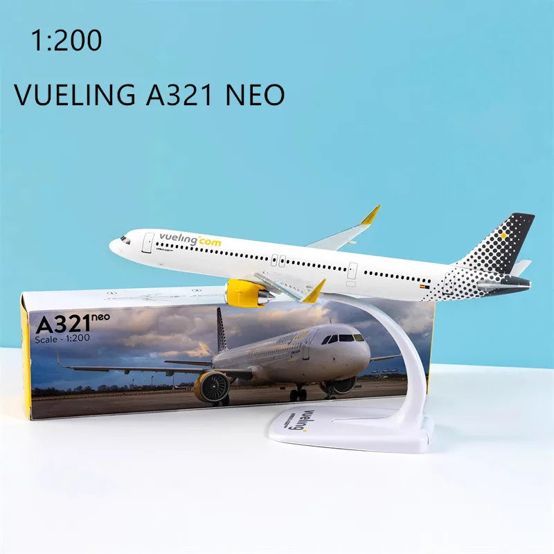 1:200 Model Marabu/Play/Vueling/A320neo Austrian/ LOT B737 MAX8 Polish Air Airline Aircraft Assembly Plane Airplanes Collection