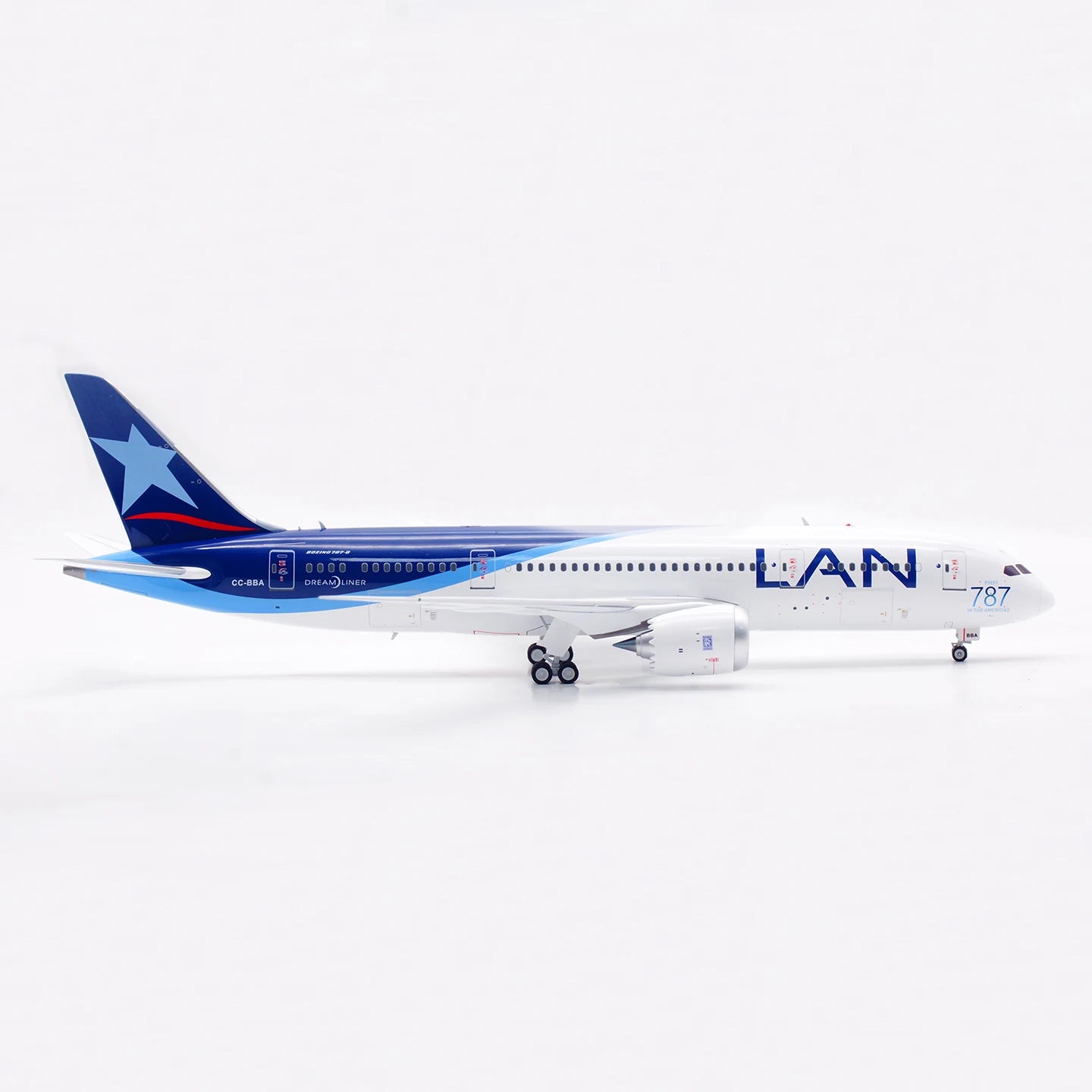IF788LAN001 Alloy Collectible Plane Gift INFLIGHT 1:200 LAN Airlines "Dreamliner" Boeing B787-8 Diecast Aircraft Model CC-BBA