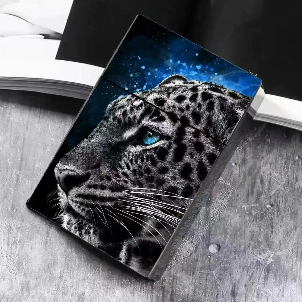 Ins Style Animal Print Cigarette Case for 20 King Size | 2-in-1 Card Holder& Crushproof Box | Cool Gift with Wild Pattern Design