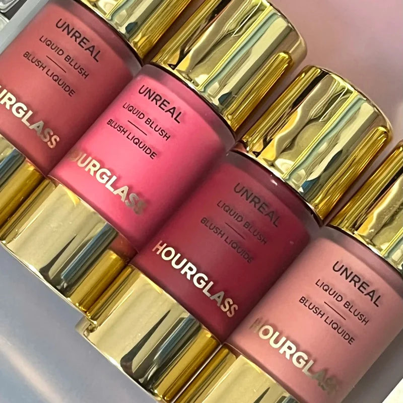 Hourglass Has Strong Fluidity Light Texture Concealer Effect Which Can Last for A Long Time To Create A Natural Female Makeup