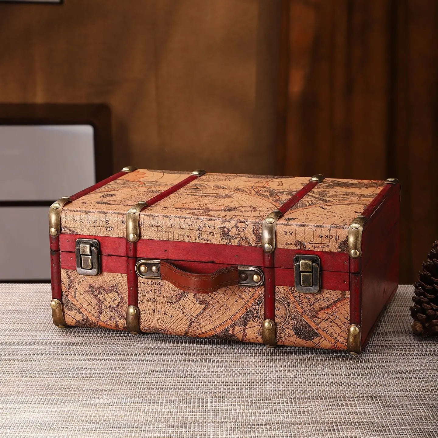 European Retro Leather Travel Suitcase Film and Television Shooting Prop Box Home Iscellaneous Storage Box