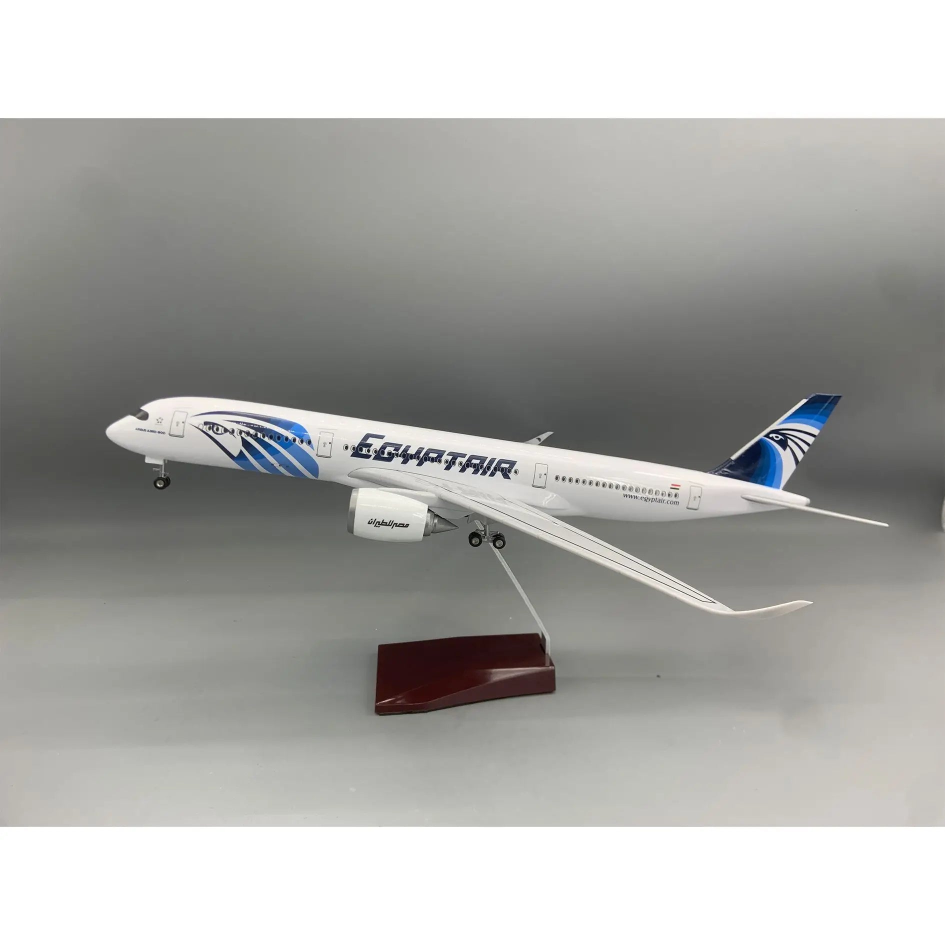 EgyptAir A350 Model with LED Lights and Rolling Wheels Static Aviation Display Gift for Collectors and Hobbyists