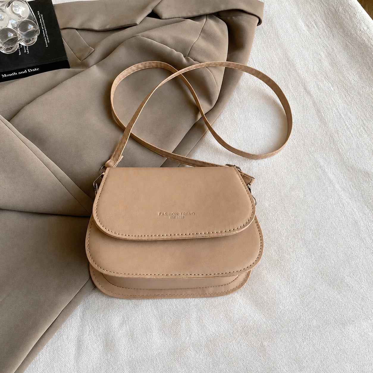 2026 New Fashion Saddle Shoulder Bag Women PU Leather Crossbody Bag Simple Solid Color Flap Messenger Bag Fashion Handbags Pouch
