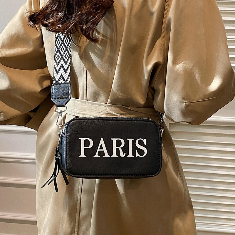 Women's simple and versatile textured shoulder messenger bag European and American retro casual commuter camera bag