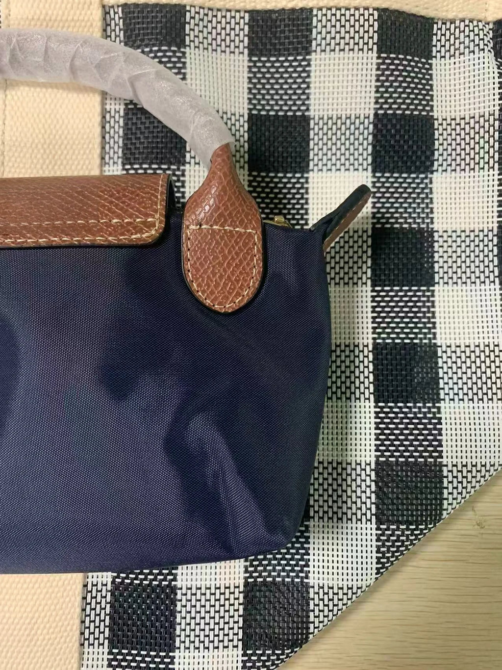 Trendy Style 2026 High-Quality Dumpling Skin Nylon Handbag, Crossbody Bag, Mini Coin Purse, Delicate and Compact Women's Bag
