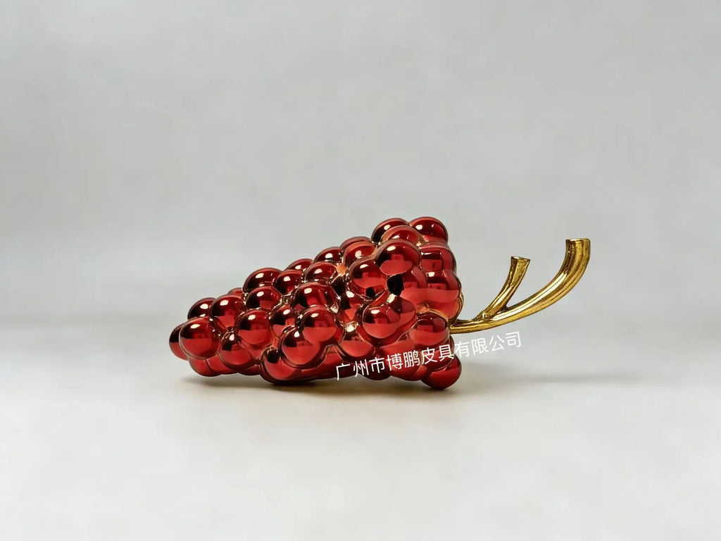 New grape-shaped dinner bag chain grab bag fashion personality celebrity