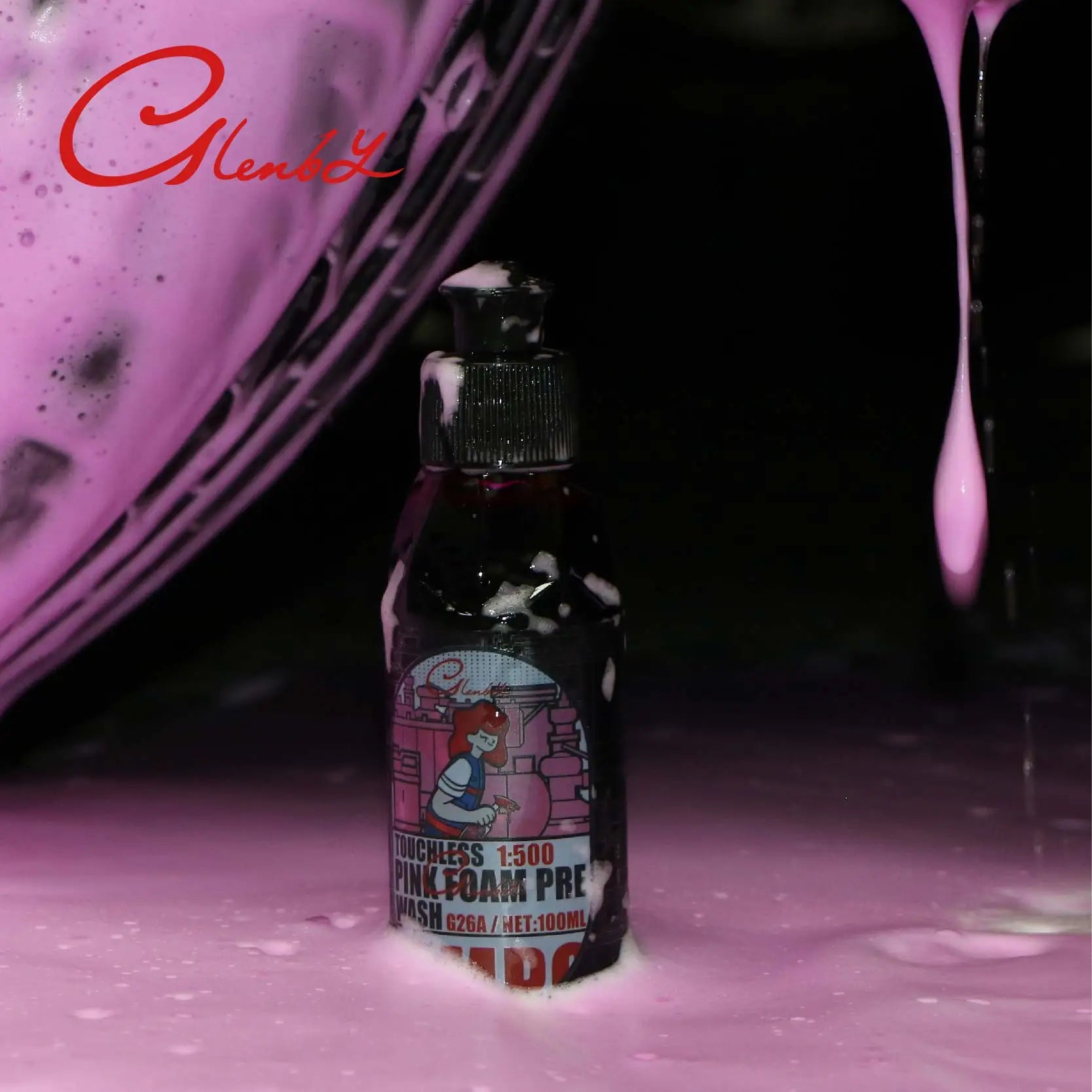 Pink foam pre wash car cleaner, car maintenance foam is suitable for car owners and detail engineers