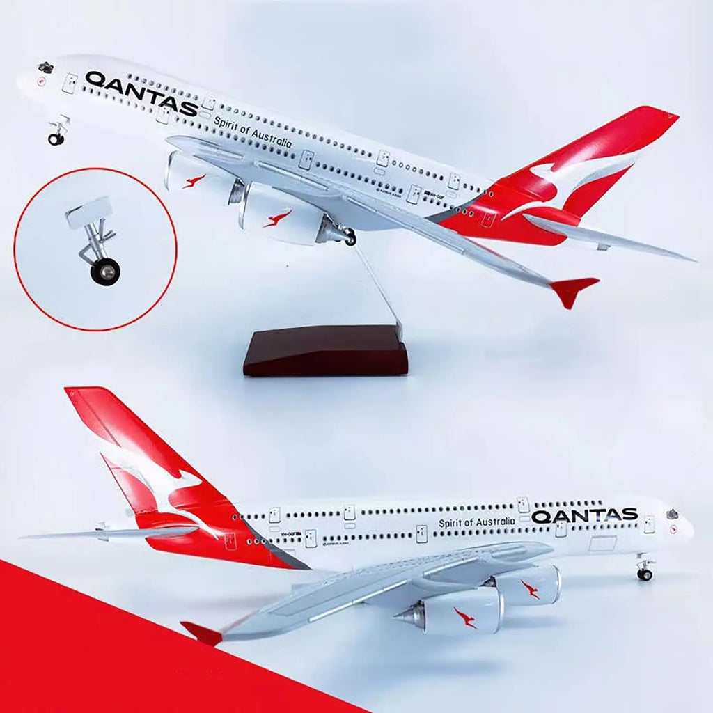 1/160 Scale Aircraft A380 Qantas Airways 46cm Resin Model Airplanes Diecast Toy Planes With Lights Stable Base Holiday Souvenir
