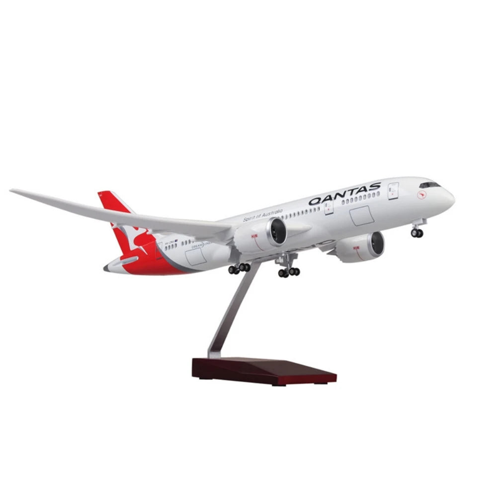 B787 Qantas Airways 47cm 1/130 Scale Aircraft Models Kit Diecast Airplane Resin With Light & Stand Toy Planes For Children Gift