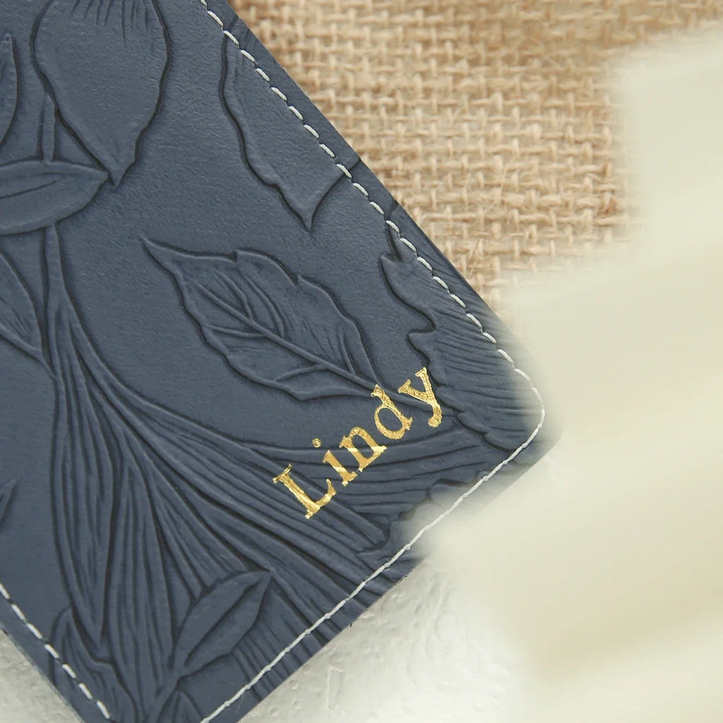 1PC Custom Name Luggage Tag for Suitcases with Carving Flower Patterns Personalized Vegan Leather Tag With Privacy Name Card