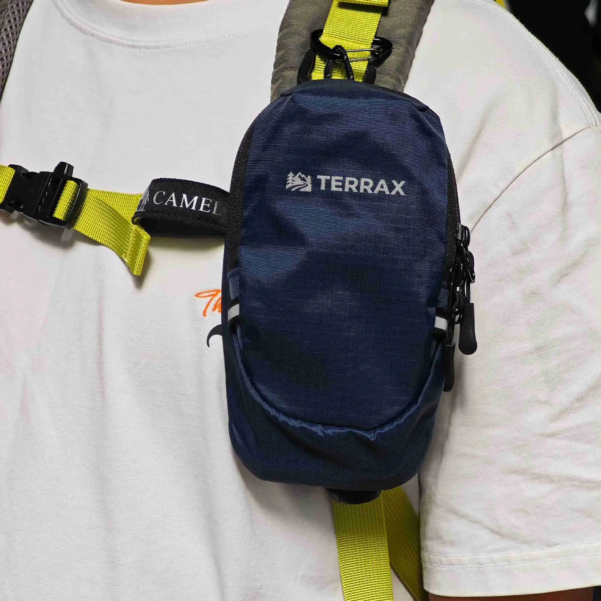 Portable Waterproof Outdoor Phone Pouch Backpack Hanging Bag Cycling Running Mini Shoulder Storage Sling Bag